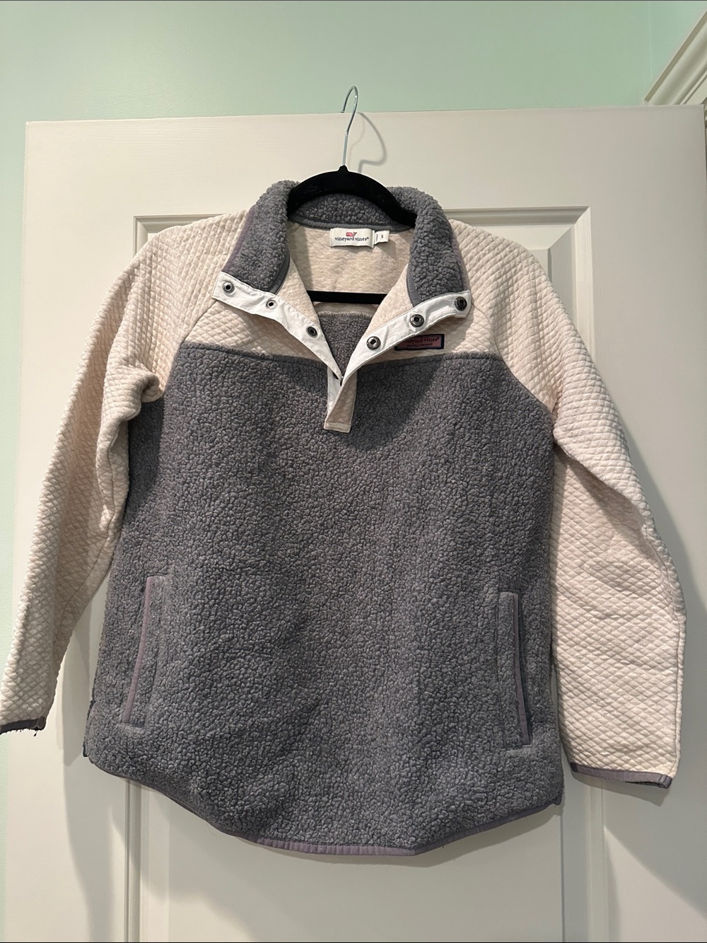 Vineyard Vines Two-Tone Gray and Cream Sherpa Pullover